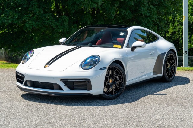 Certified Pre-Owned 2022 Porsche 911 in Greensboro #GT5458