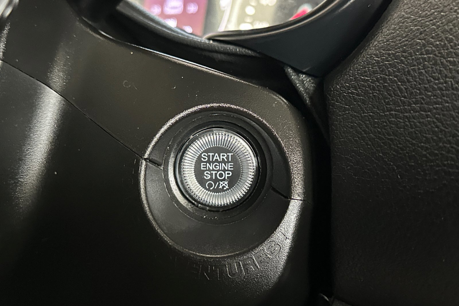 2023 Jeep Renegade Latitude Upland photo 22