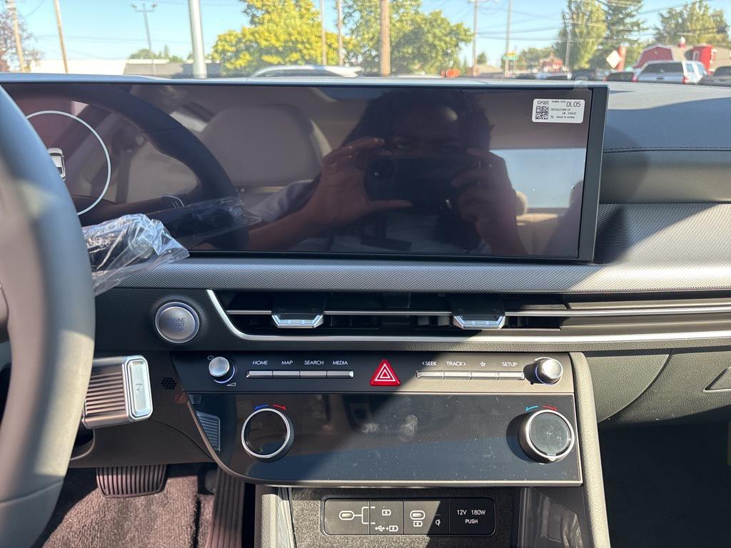 2025 Hyundai Sonata SEL Convenience photo 17
