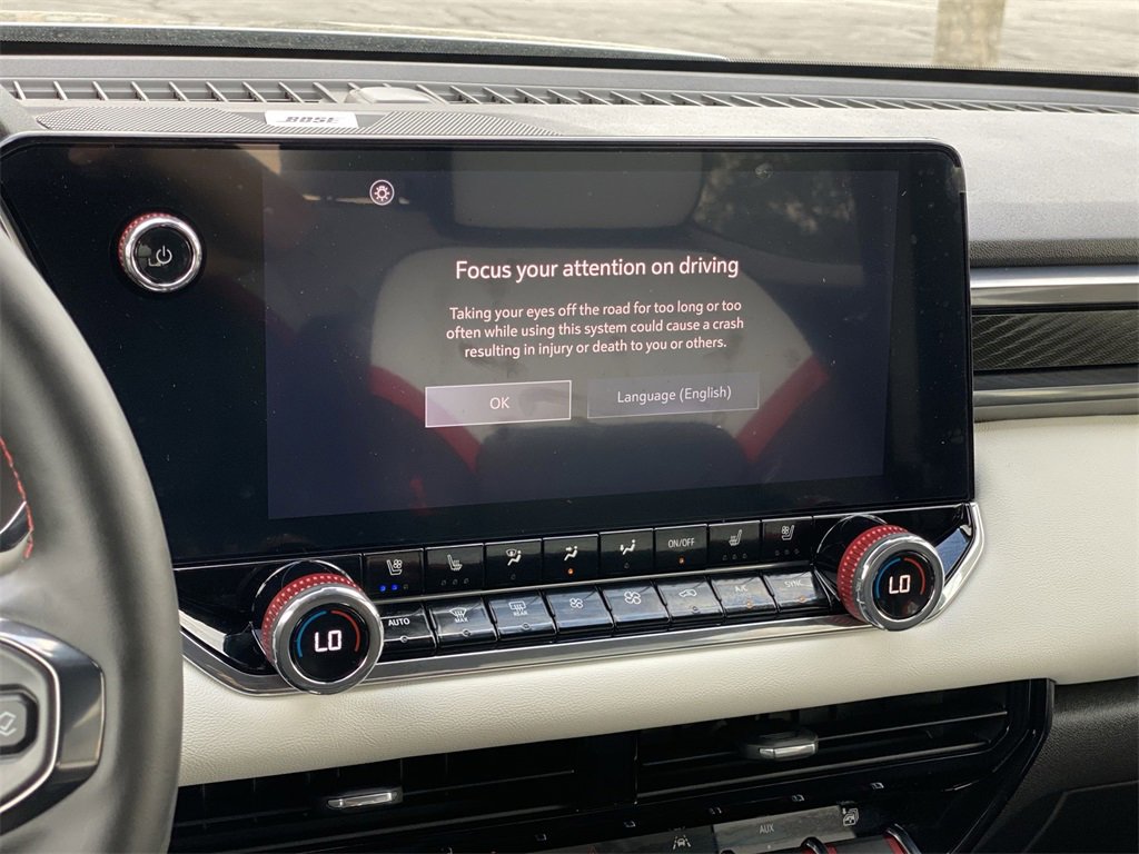 2024 Gmc Canyon AT4X photo 16