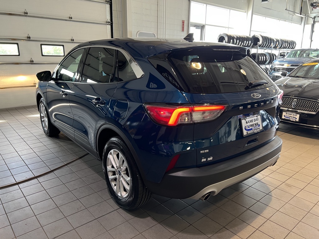 2020 Ford Escape SE photo 6
