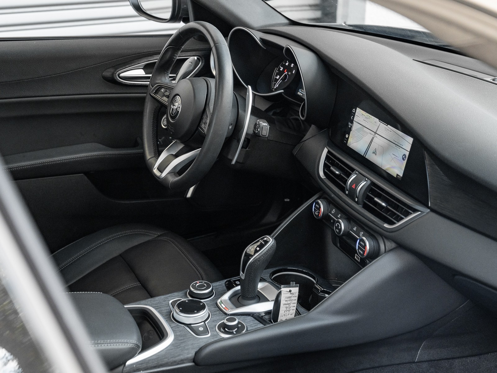 2023 Alfa Romeo Giulia SPRINT photo 15