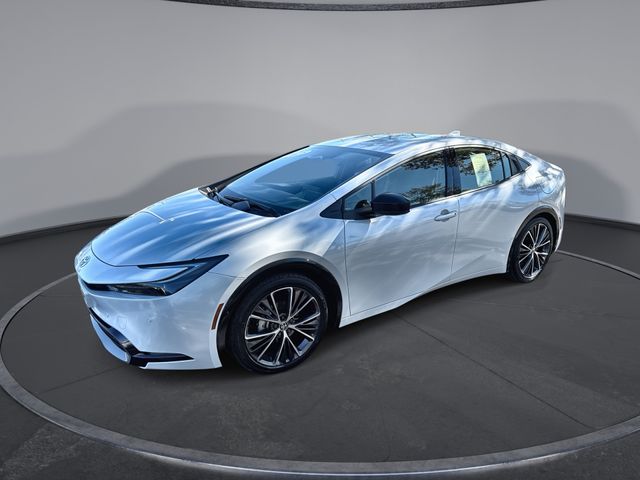 2025 Toyota Prius XLE's photo