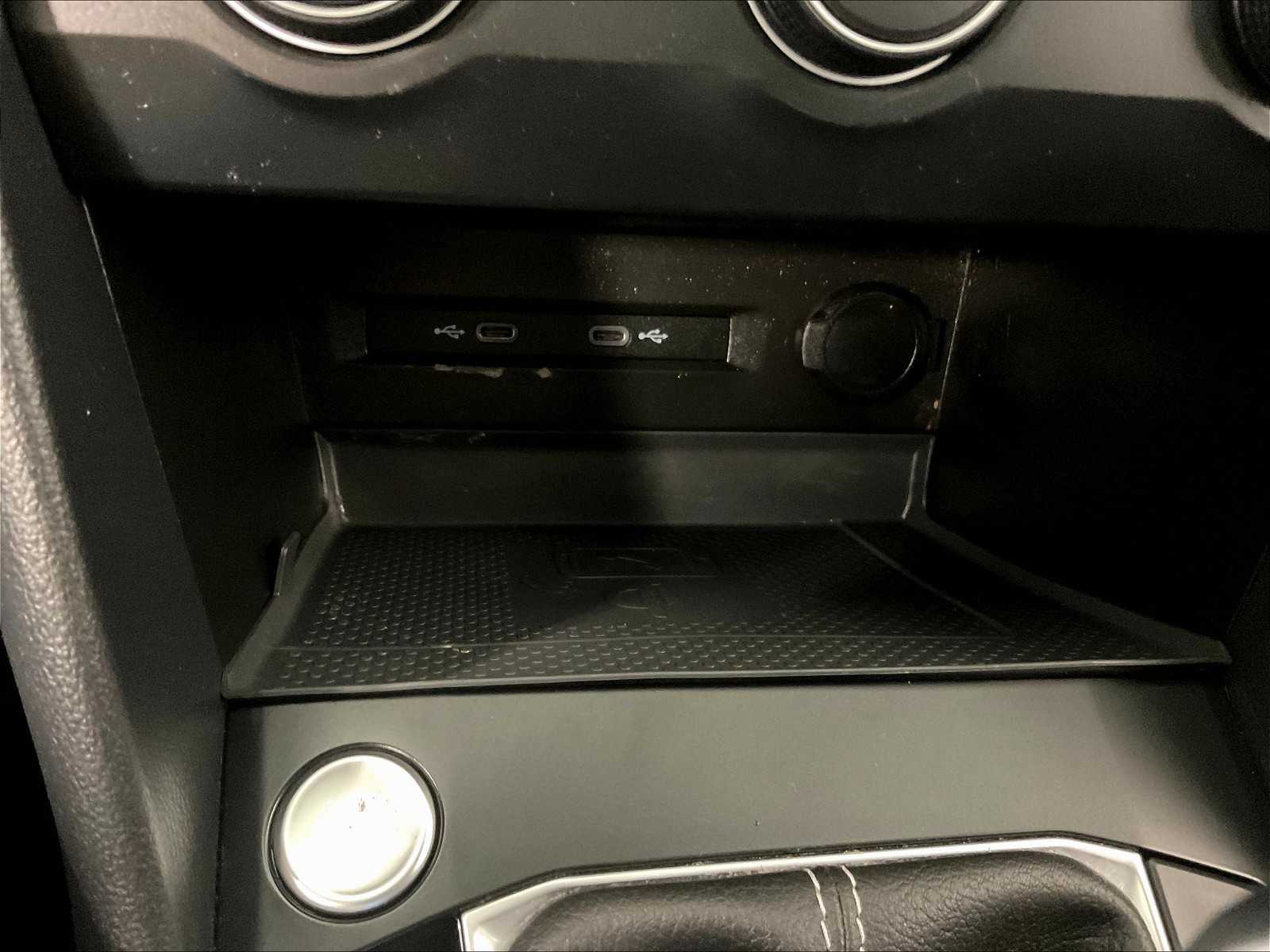2022 Volkswagen Taos SE photo 23