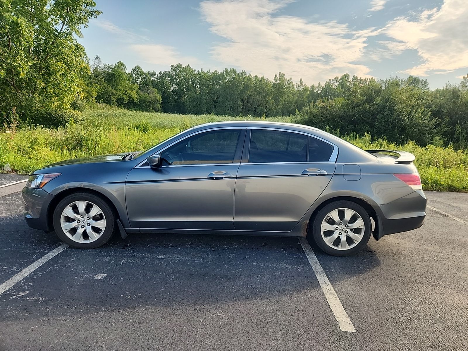 Used 2008 Honda Accord EX with VIN JHMCP267X8C029443 for sale in Lima, OH