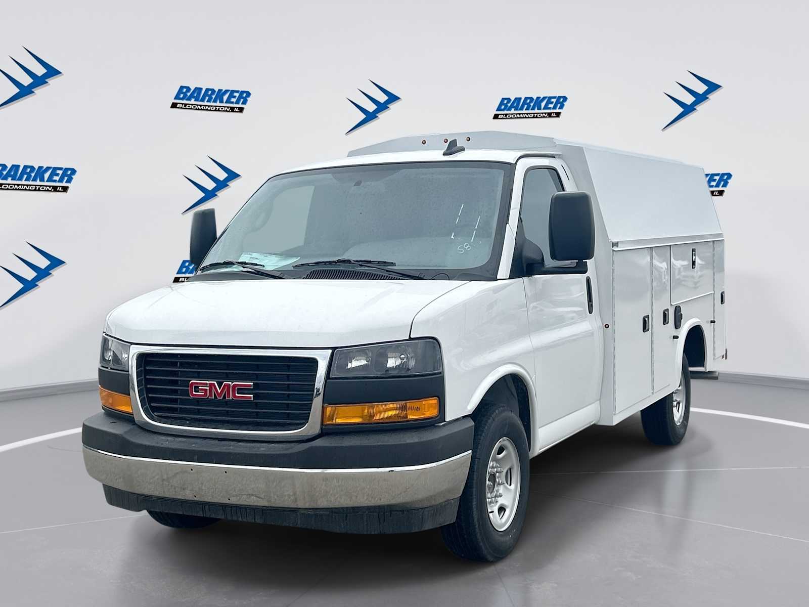 2025 GMC Savana Cutaway Work Van's photo