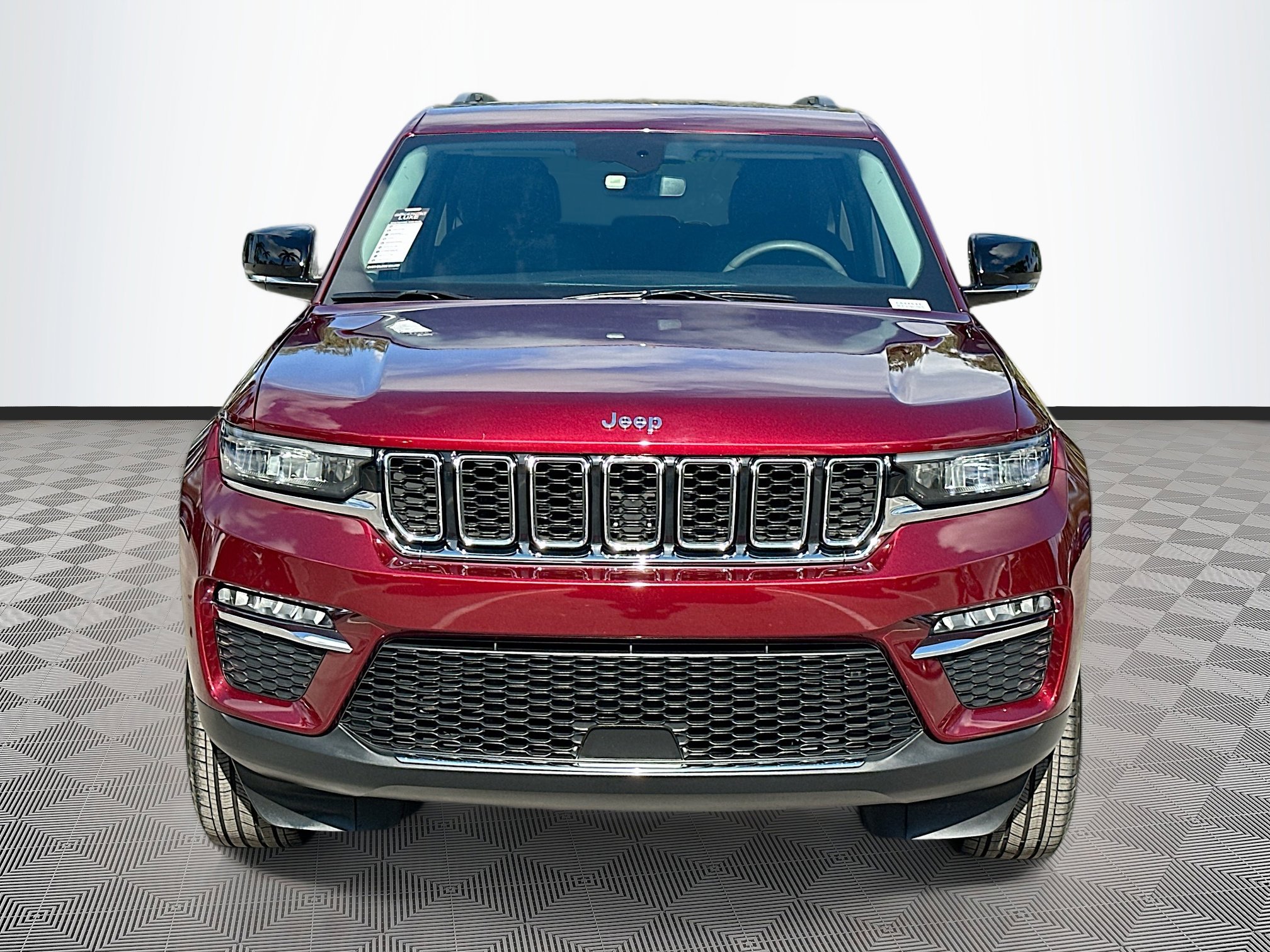 2023 Jeep Grand Cherokee Limited photo 2