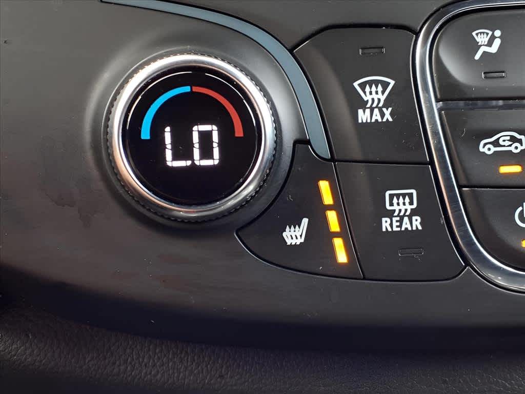 2022 Chevrolet Traverse Cloth 1LT photo 11