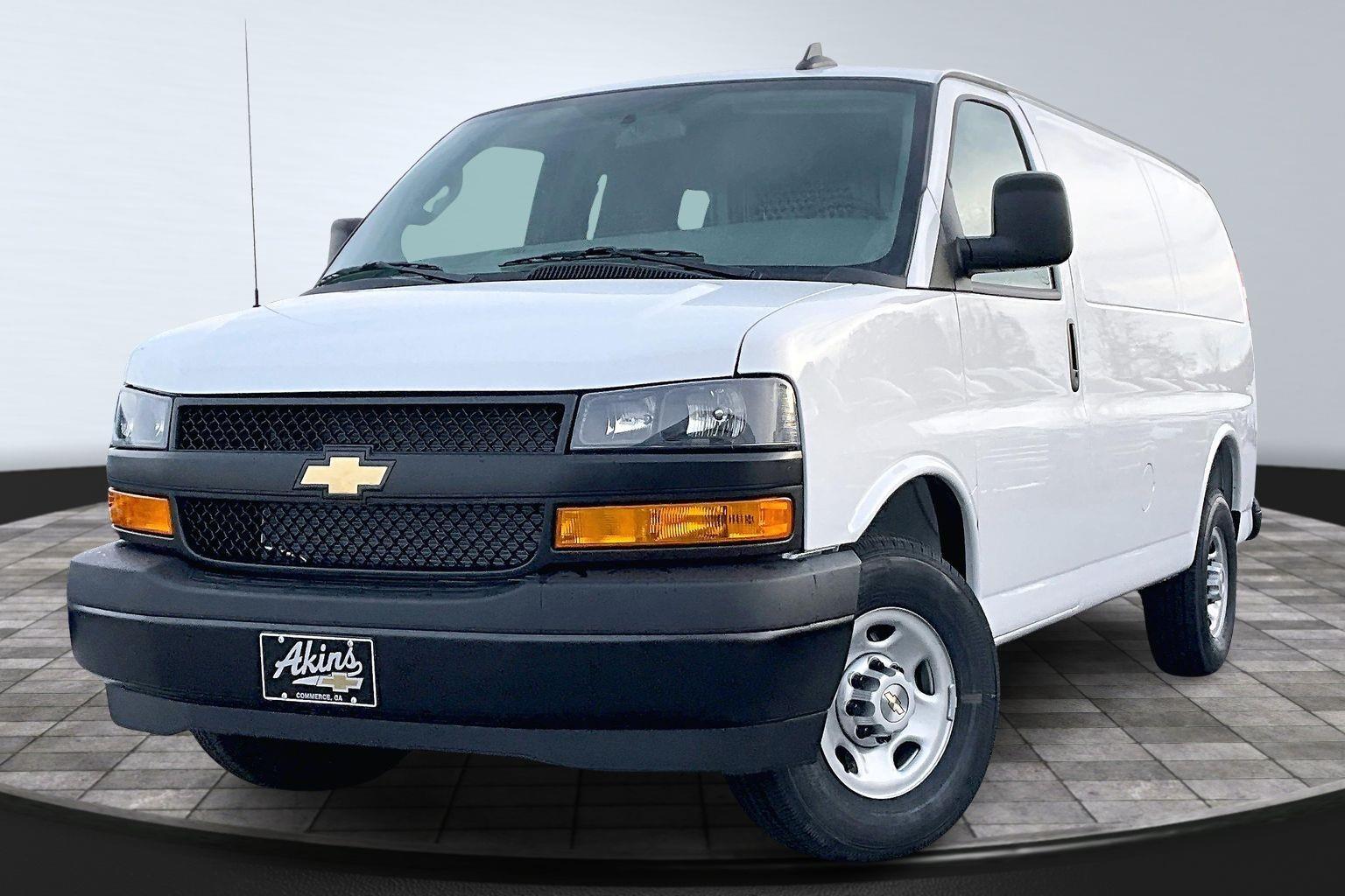 2025 Chevrolet Express Cargo Work Van's photo