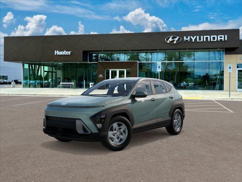 2026 Hyundai Kona SE's photo