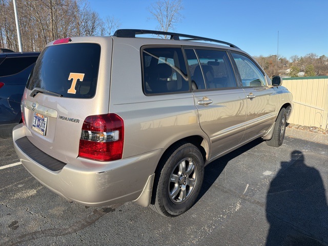 2004 Toyota Highlander's photo