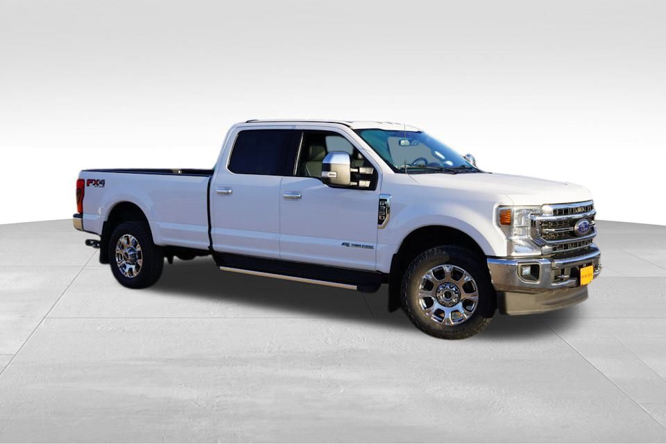 2022 Ford F-350 Lariat photo 2