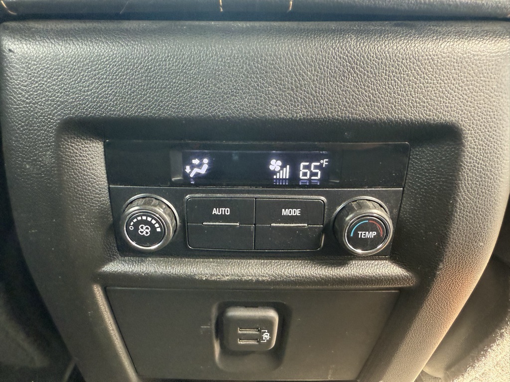 2019 Chevrolet Traverse Cloth photo 12