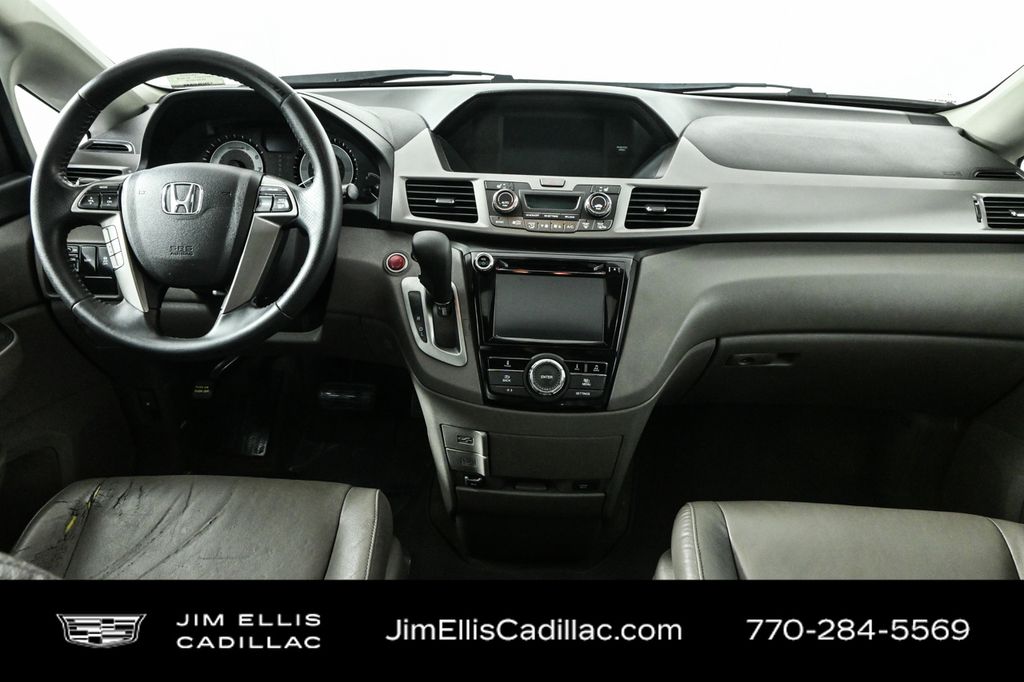 2016 Honda Odyssey EX-L photo 17