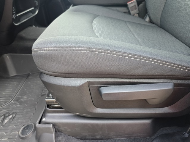 2025 Ram 2500 Tradesman photo 22