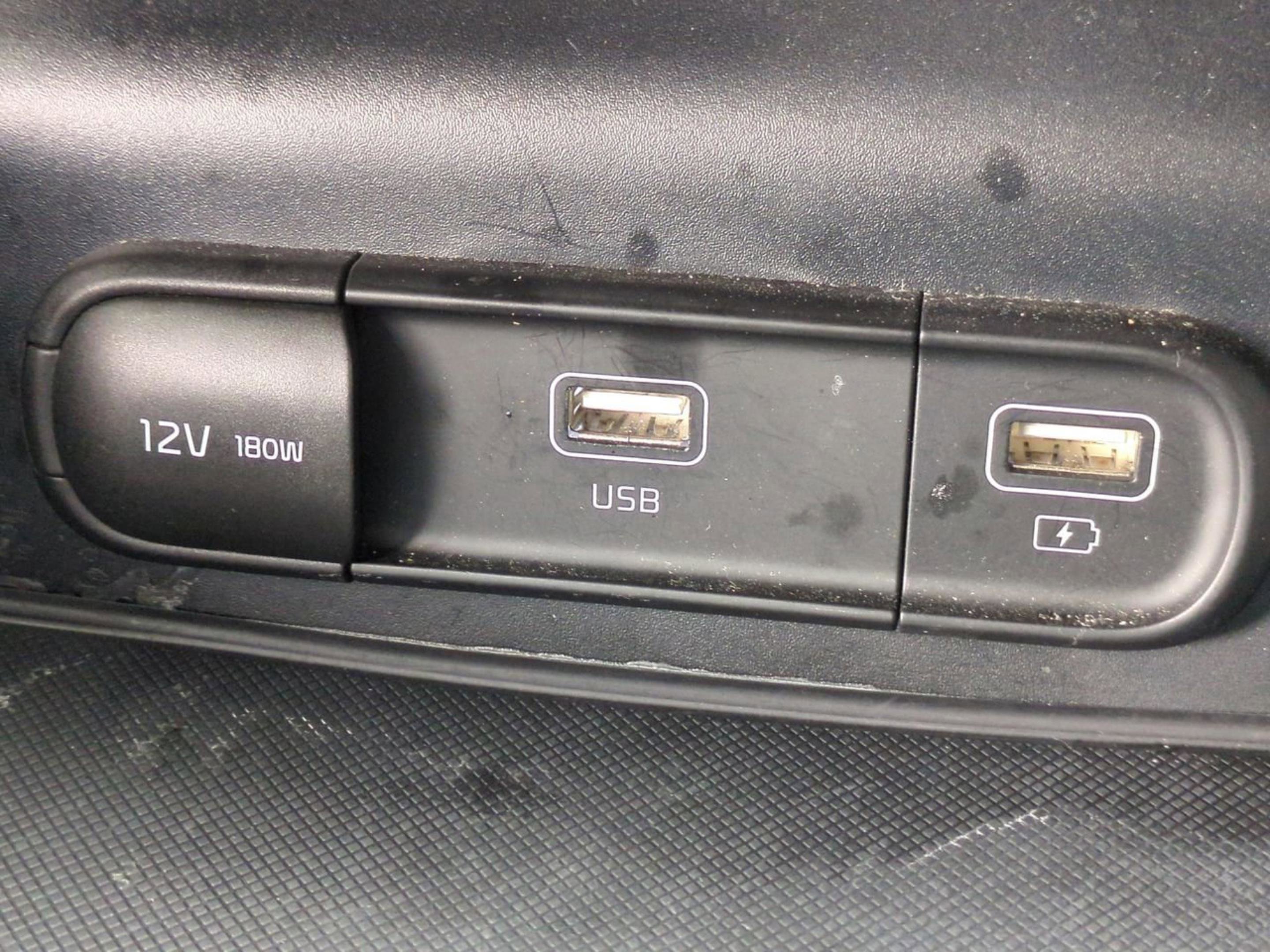 2021 Kia K5 EX photo 21