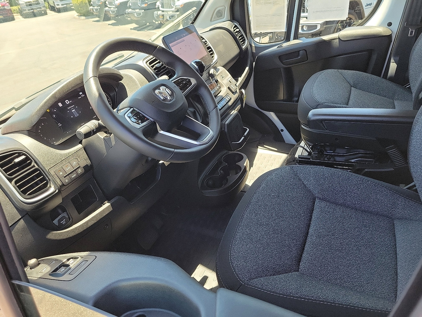 2025 Ram ProMaster 2500 photo 2