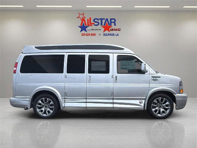 2025 Gmc Savana Cargo 2500 photo 2