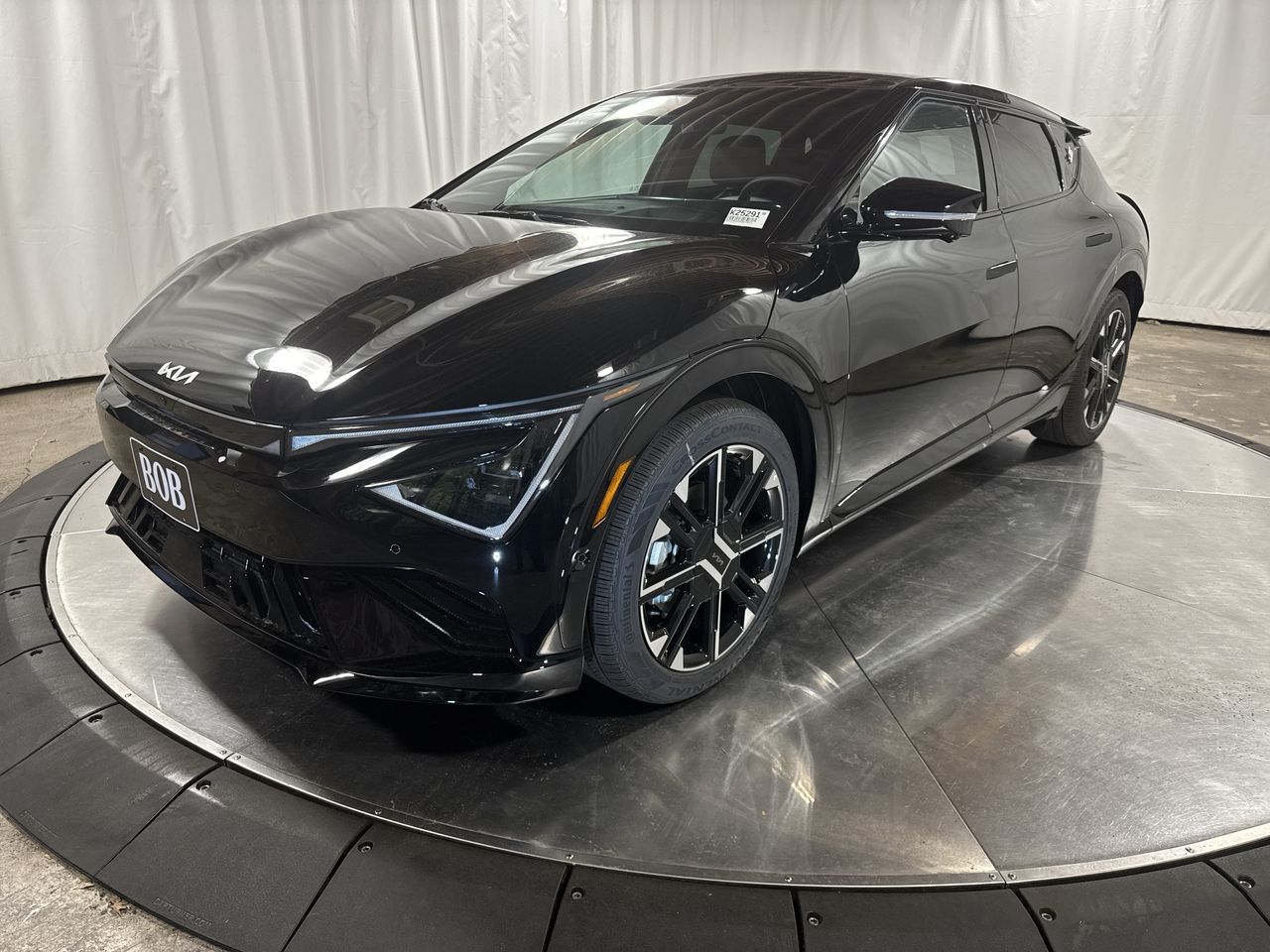 2025 Kia EV6 GT-Line's photo