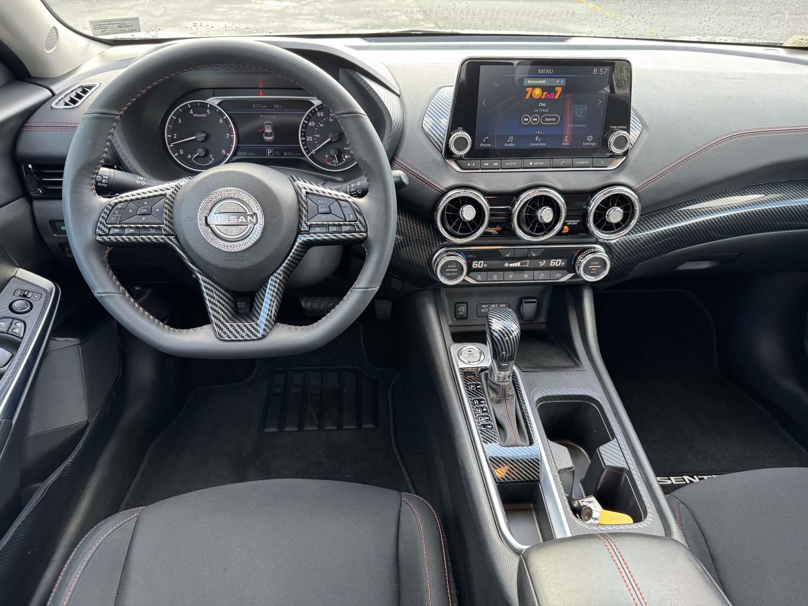 2024 Nissan Sentra SR photo 3