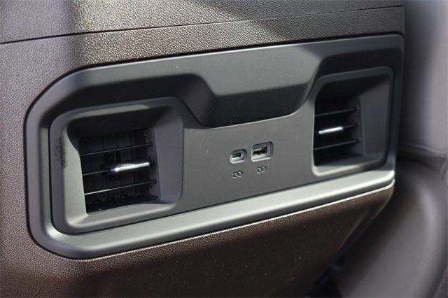 2025 Chevrolet Silverado 2500HD LT photo 17