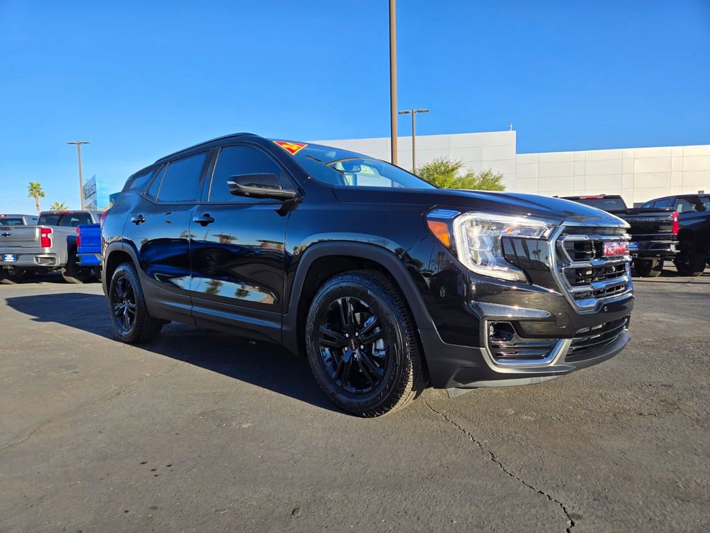 2024 GMC Terrain AT4's photo