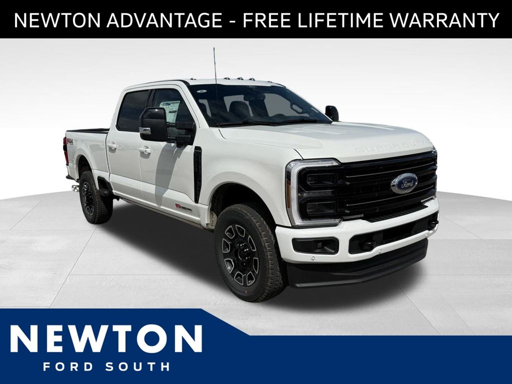 2025 Ford F-250 Super Duty Platinum's photo