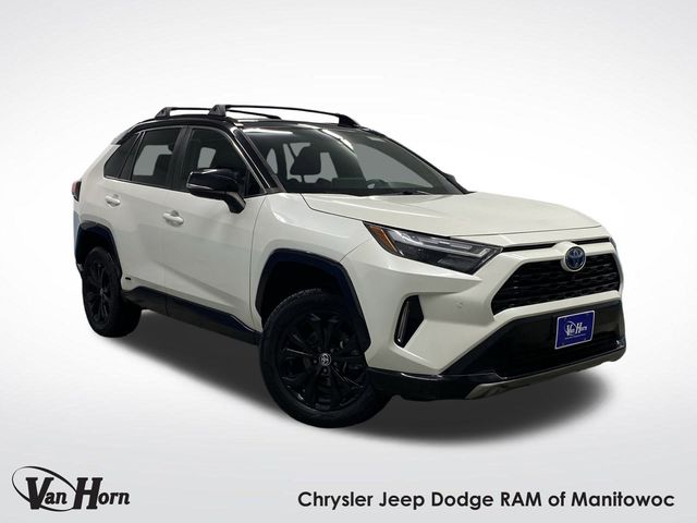 2022 Toyota RAV4 XSE's photo