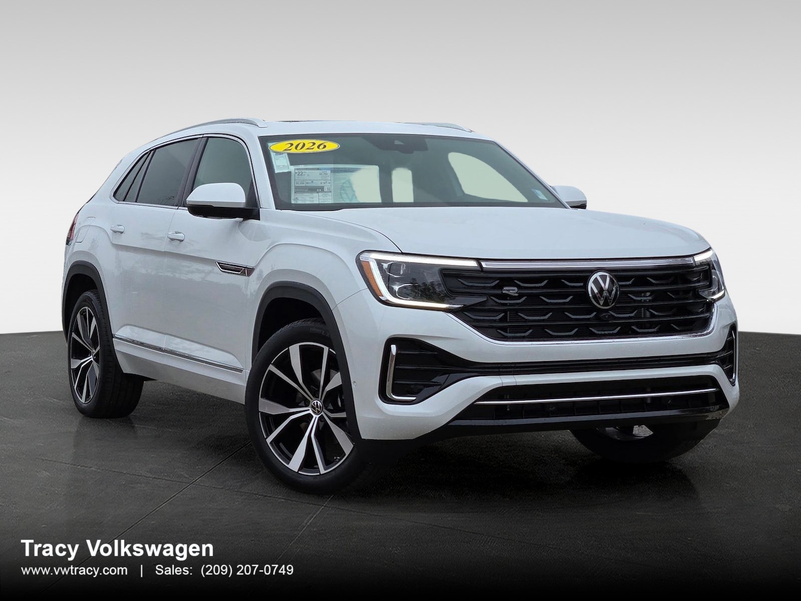 2026 Volkswagen Atlas Cross Sport SEL Premium R-LINE's photo