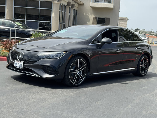 2024 Mercedes Benz EQE-Class Sedan photo 4