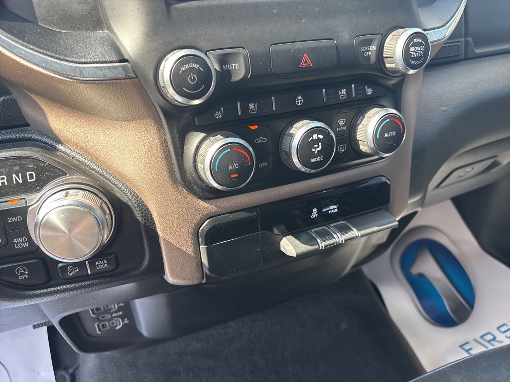 2020 Ram 1500 Laramie photo 22