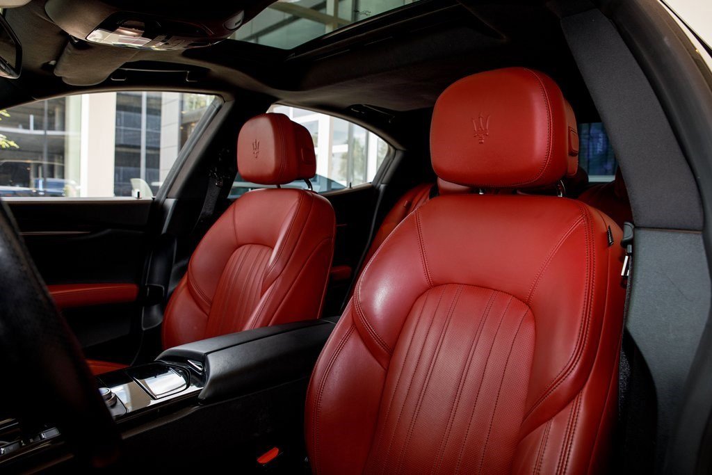 2020 Maserati Ghibli photo 15