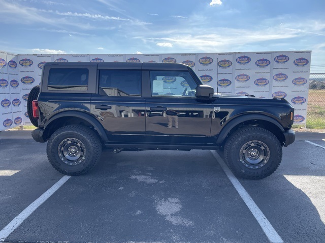 2025 Ford Bronco 4-Door Big Bend's photo