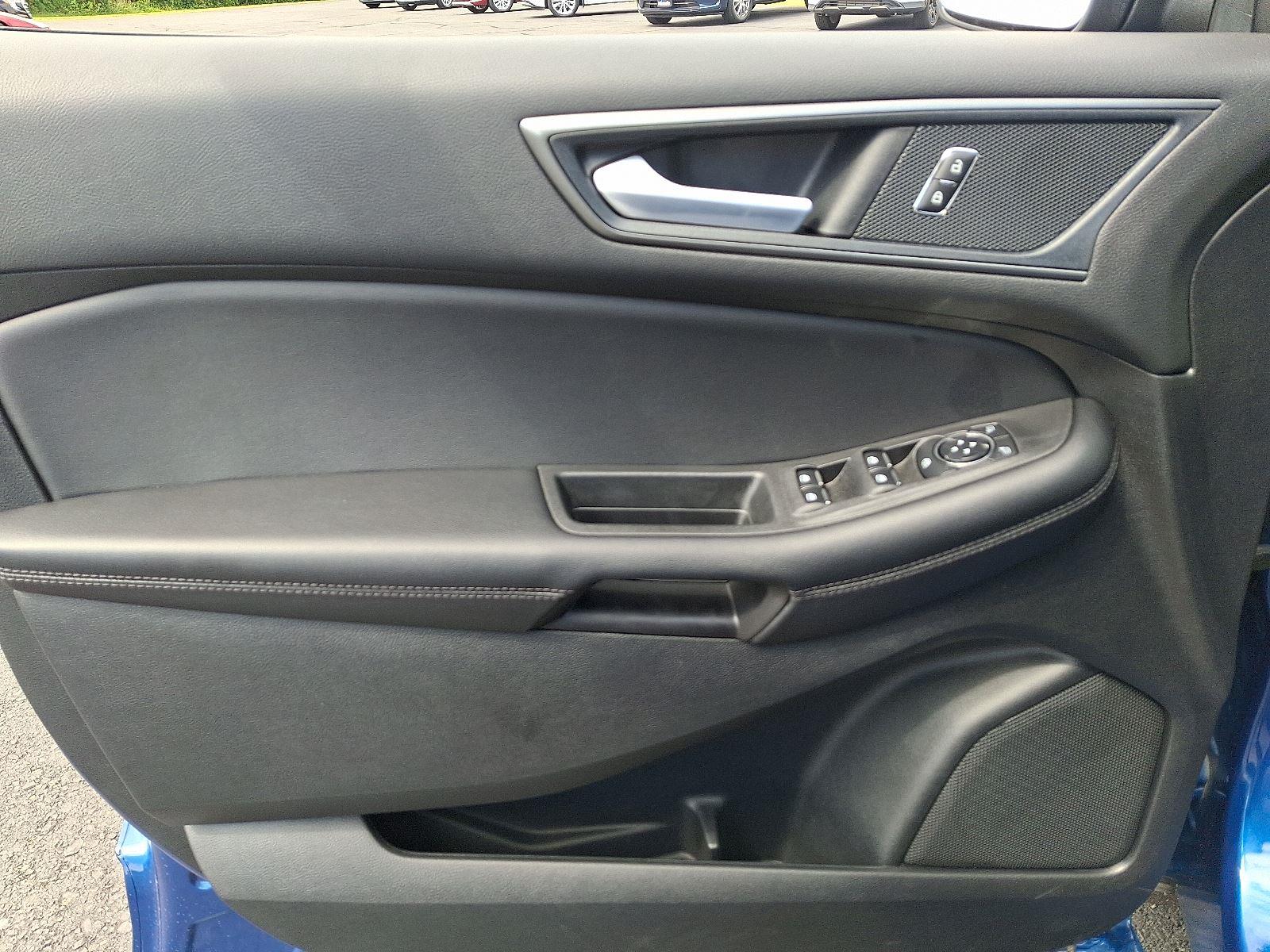 2024 Ford Edge SE photo 10