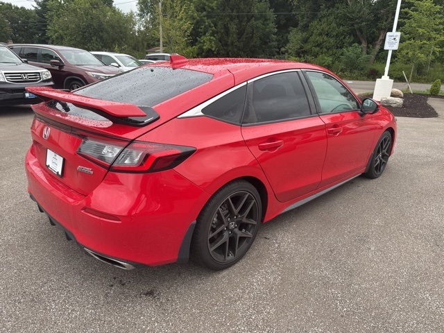 2022 Honda Civic Hatchback Sport Touring photo 6