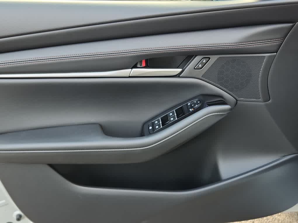 2025 Mazda Mazda3 2.5 Select Sport photo 9