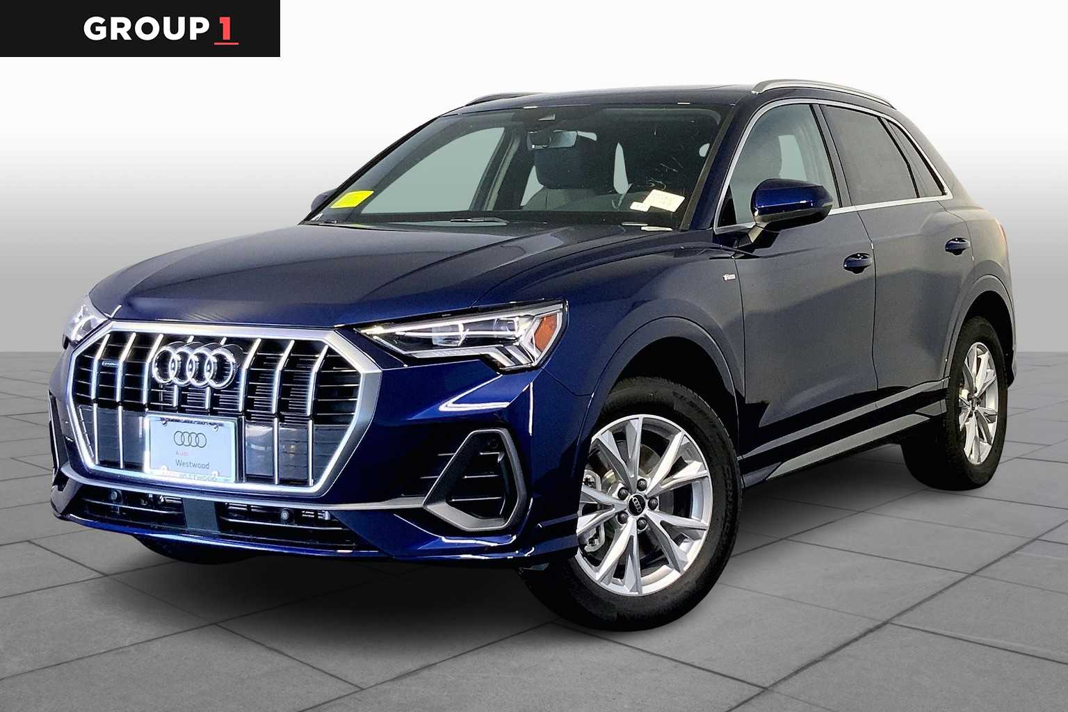 2025 Audi Q3 S Line Premium's photo