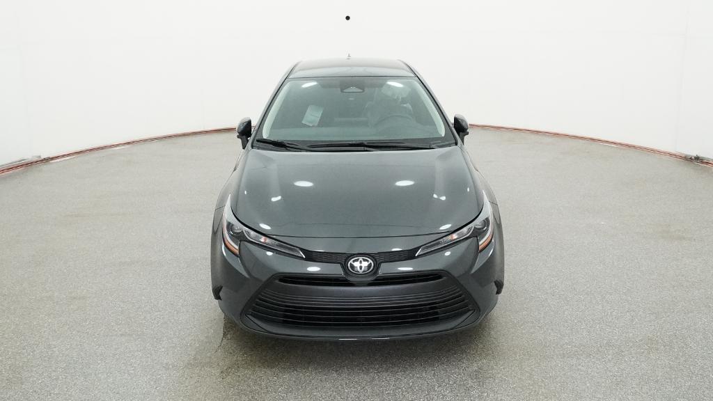 2026 Toyota Corolla LE photo 3