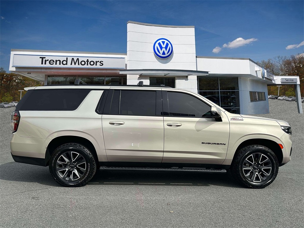 2021 Chevrolet Suburban Z71 photo 6
