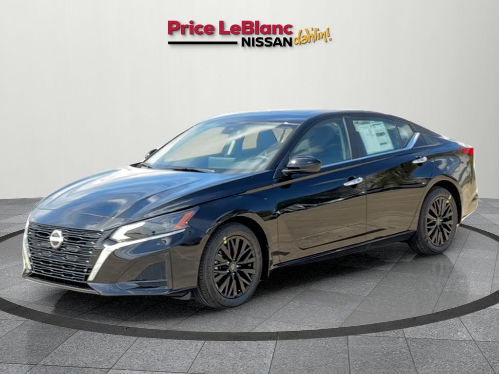 2025 Nissan Altima SV Special Edition photo 4