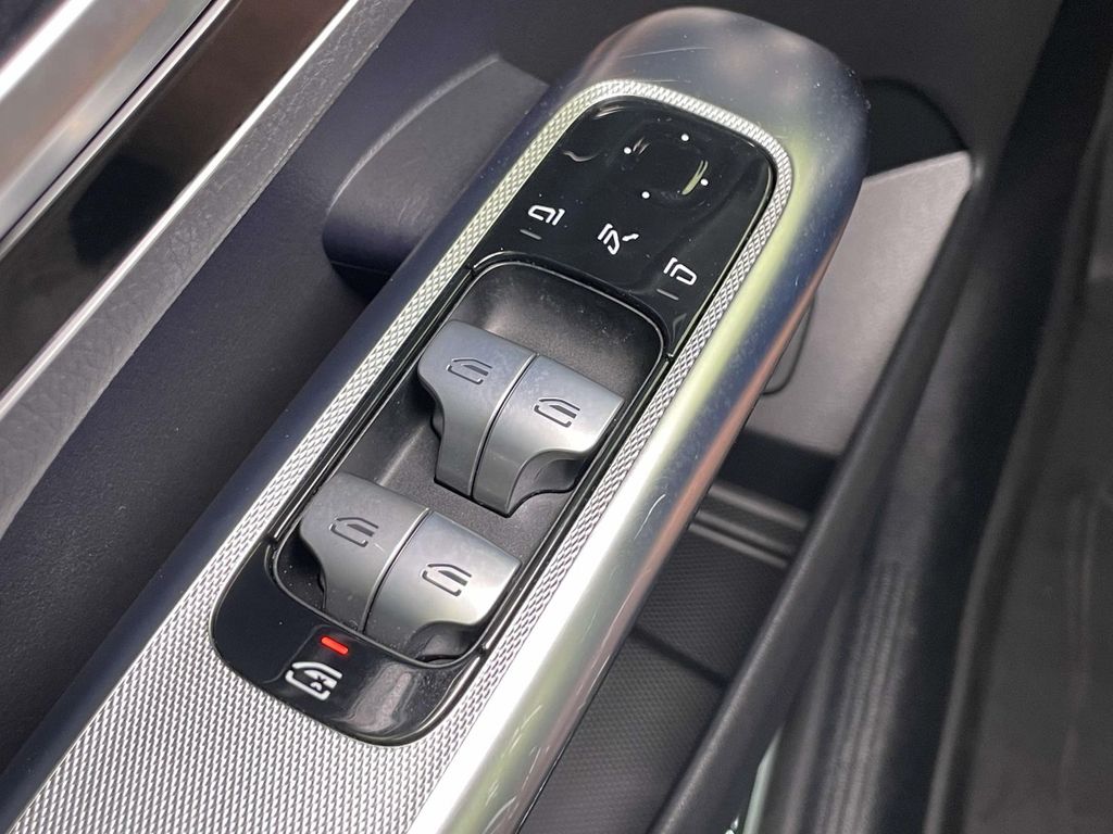 2024 Mercedes Benz GLC 43 AMG 4MATIC photo 34