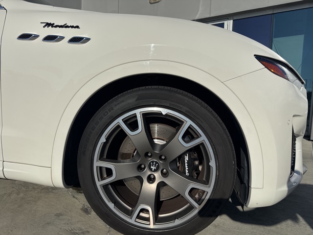 2022 Maserati Levante Modena photo 9