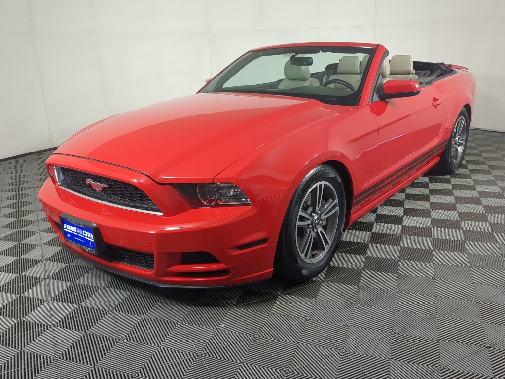 2013 Ford Mustang V6 Premium photo 4