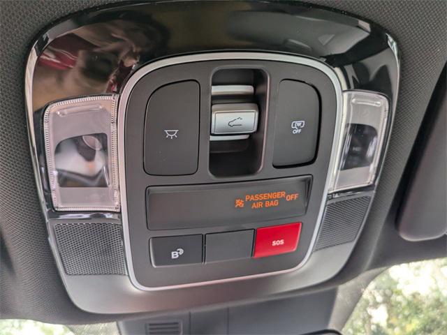 2025 Hyundai Santa Cruz Limited photo 23