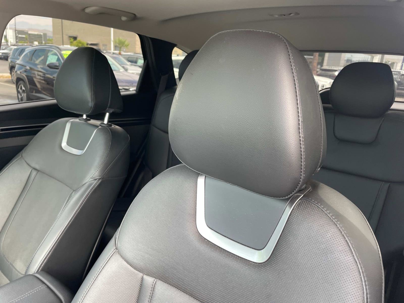 2022 Hyundai Tucson SEL photo 2