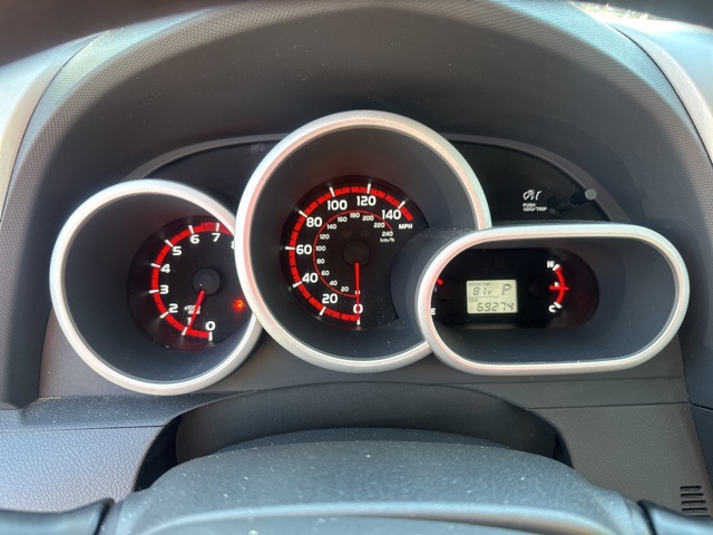 2009 Pontiac Vibe Base photo 14