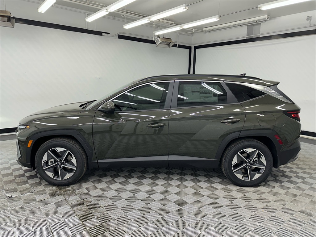 2025 Hyundai Tucson SEL photo 2
