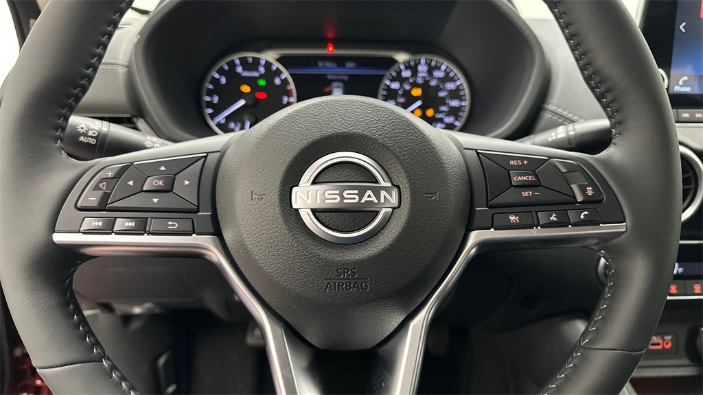 2025 Nissan Sentra SV photo 13