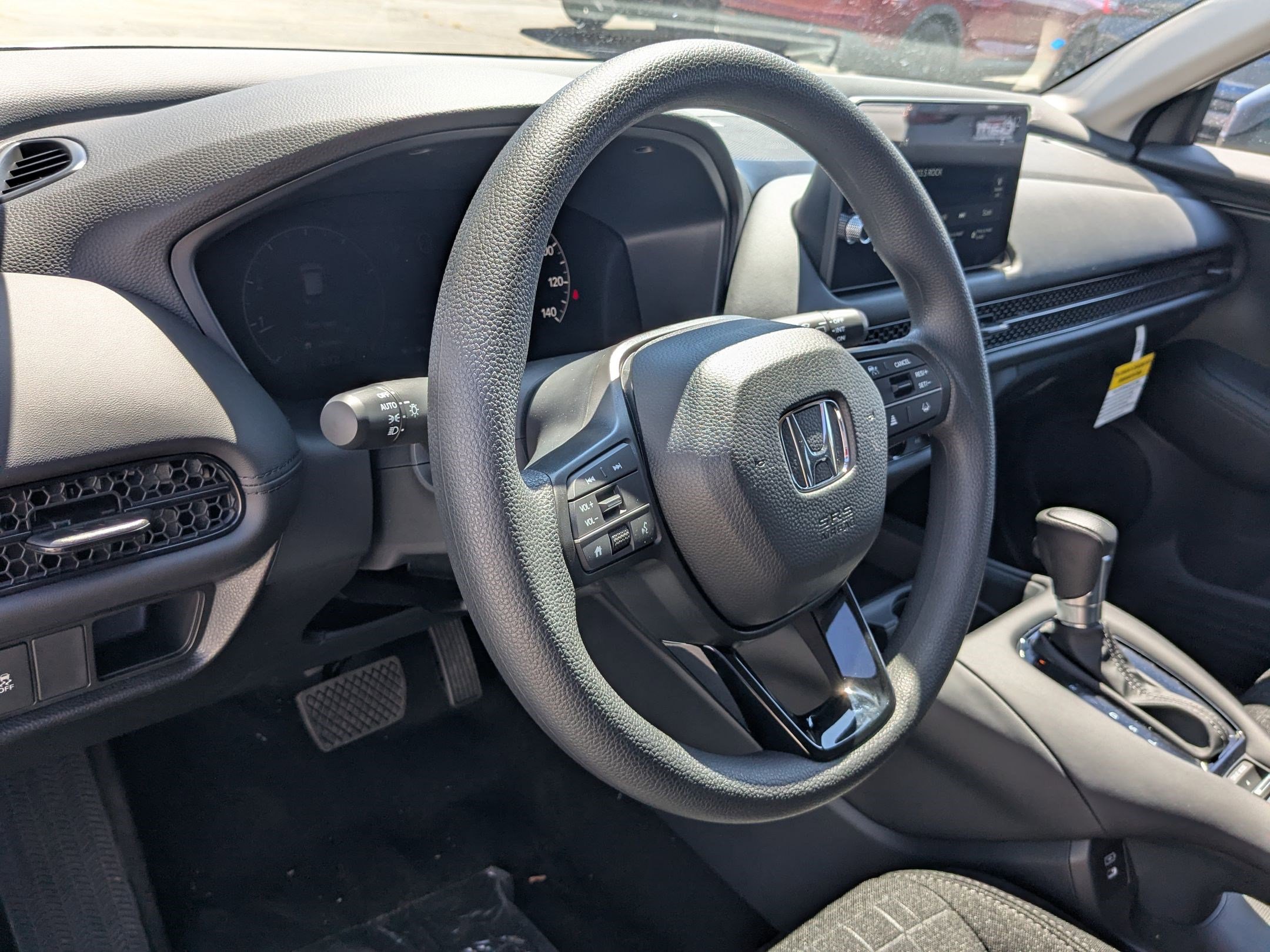 2026 Honda HR-V LX photo 8