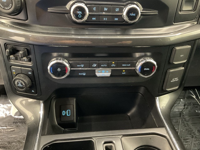 2022 Ford F-150 XLT photo 16